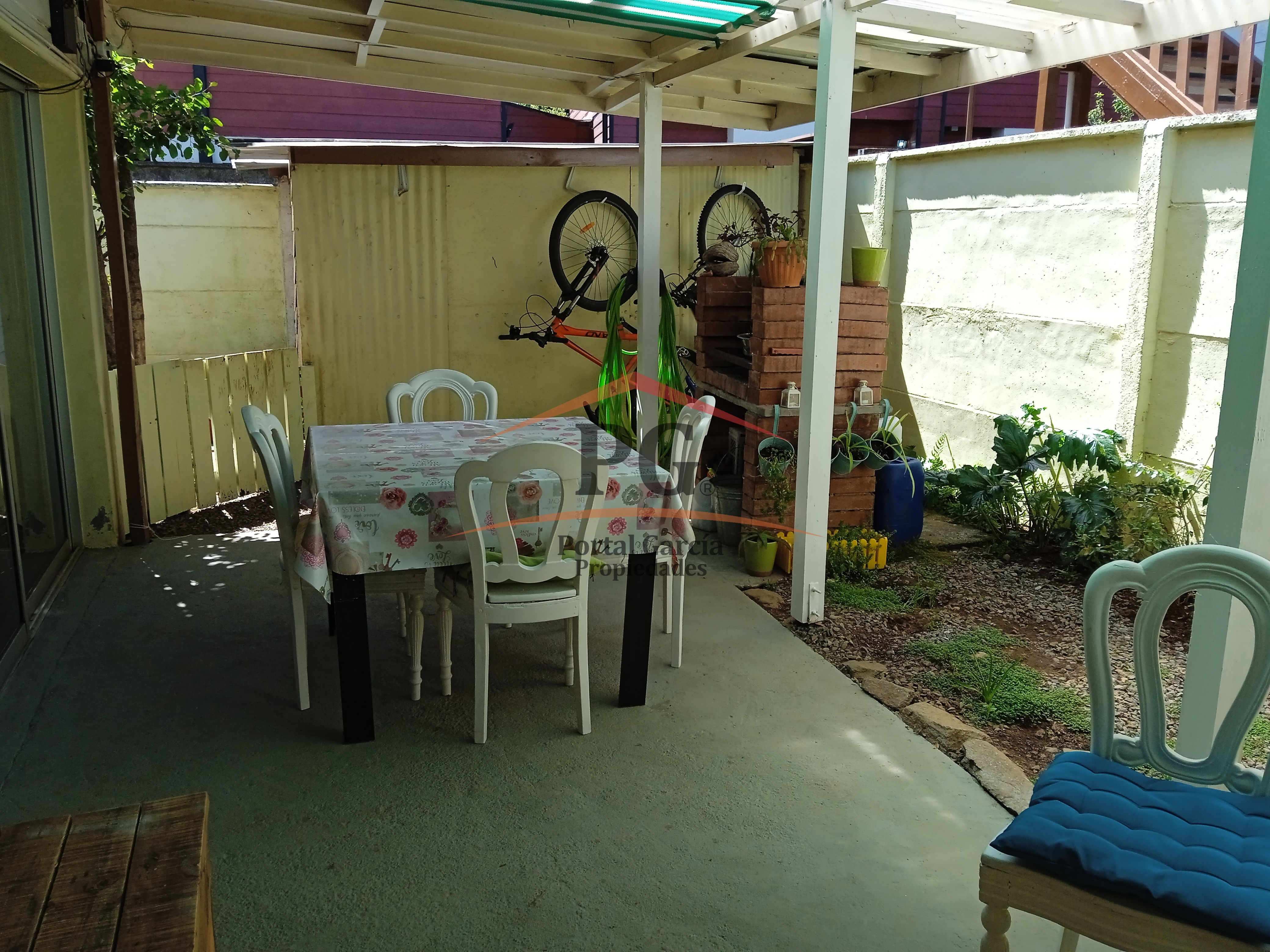 CASA CON 6 CABAÑAS EN VILLA EUROPA 5