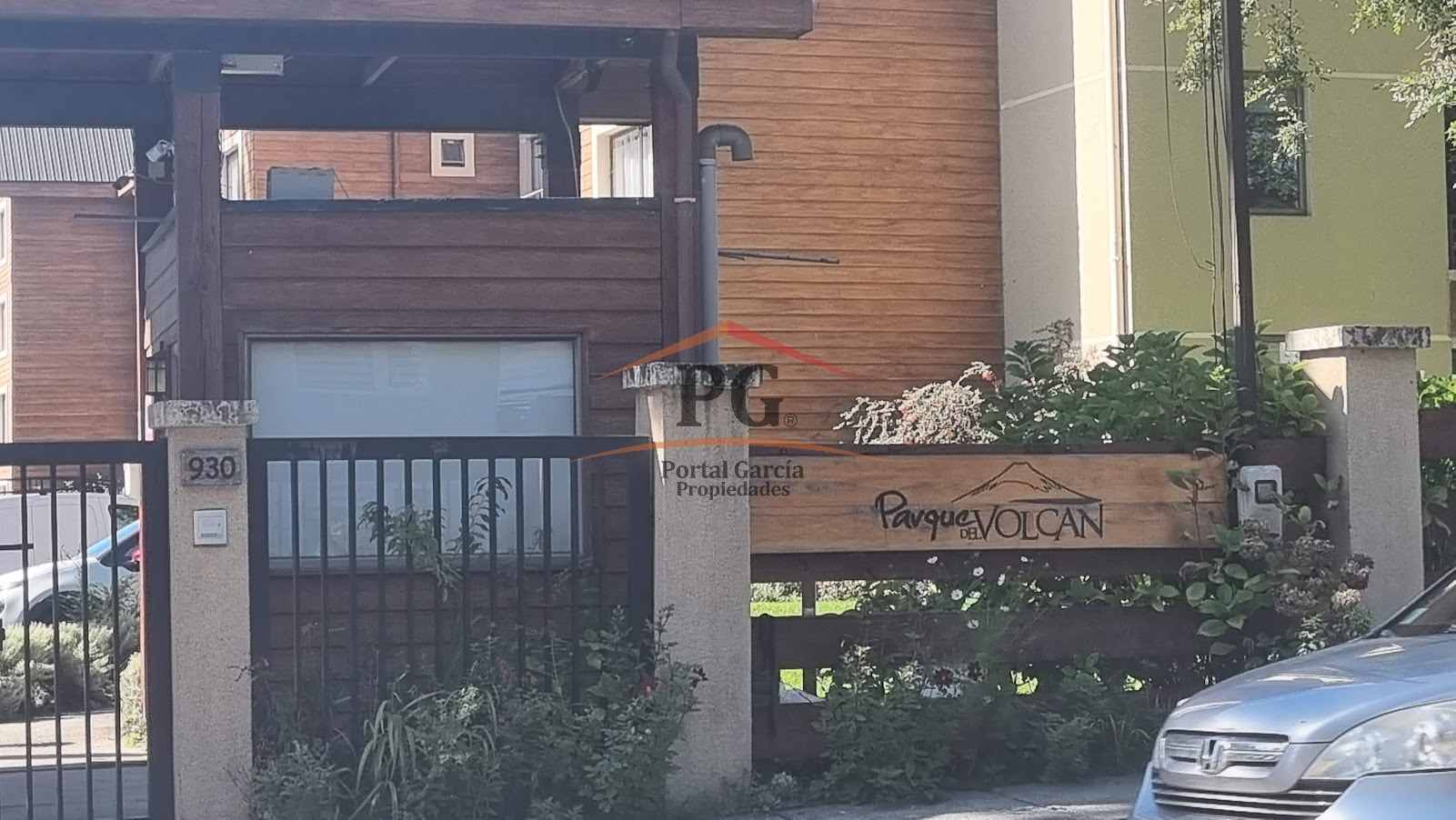 Depto Amoblado Ideal Inversión o Temporada en Condominio Parque del Volcán 2