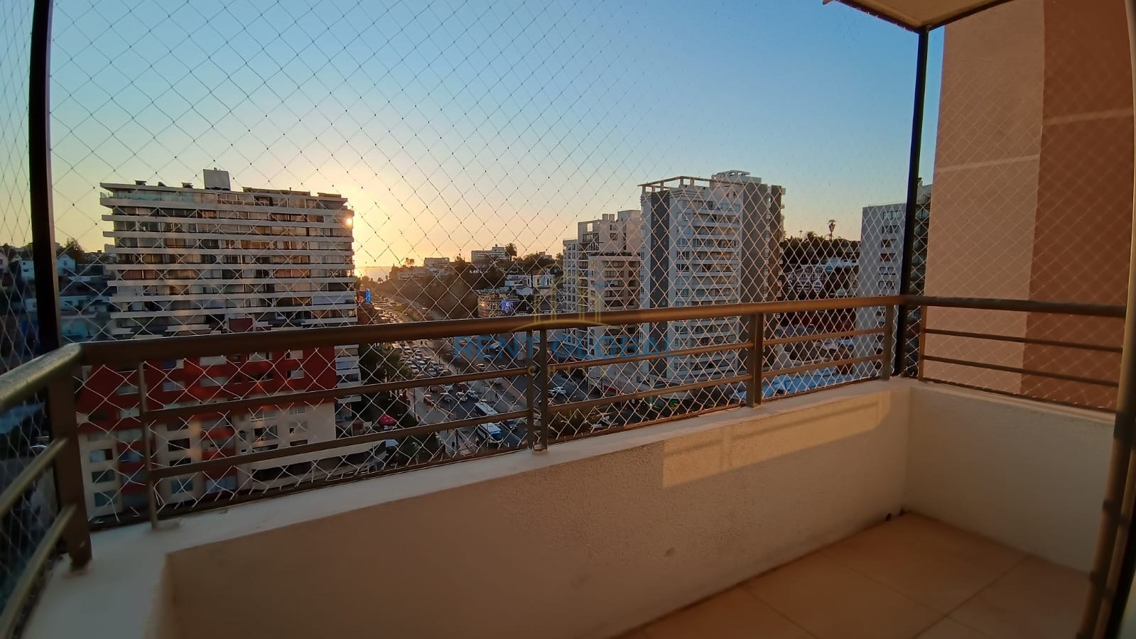 Departamento estilo mariposa en arriendo Metro Miramar - Miniatura 5