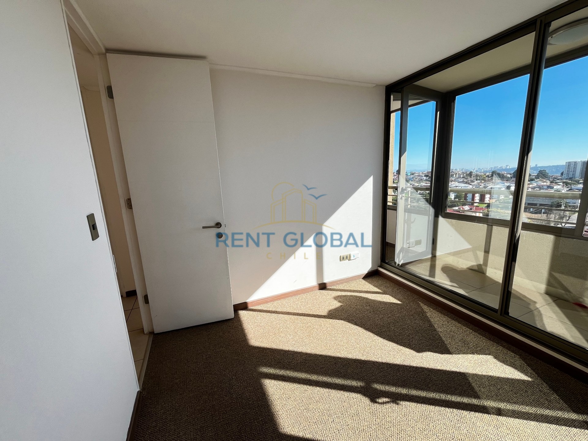 Disponible  Depto  Arriendo G. Carreño 2D