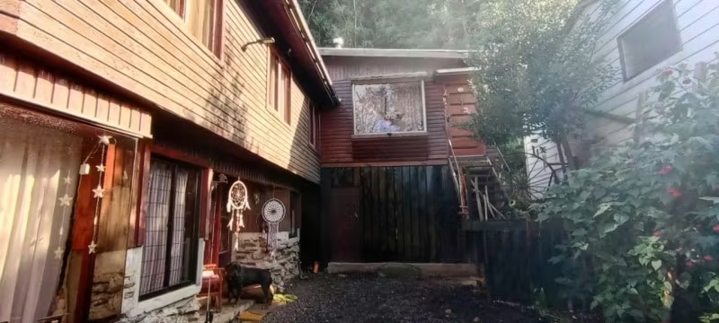 CASA EN VENTA EN MEHUIN CON CABAÑA 2