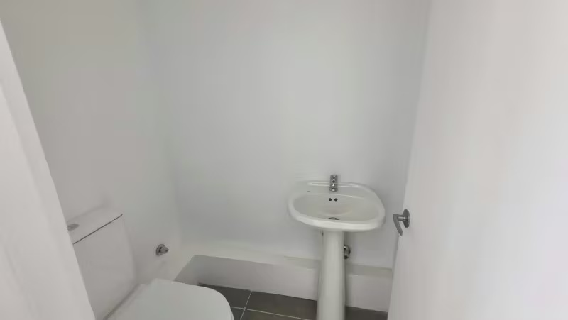 Local Comercial Nuevo Edificio Walk Anibal Pinto 2