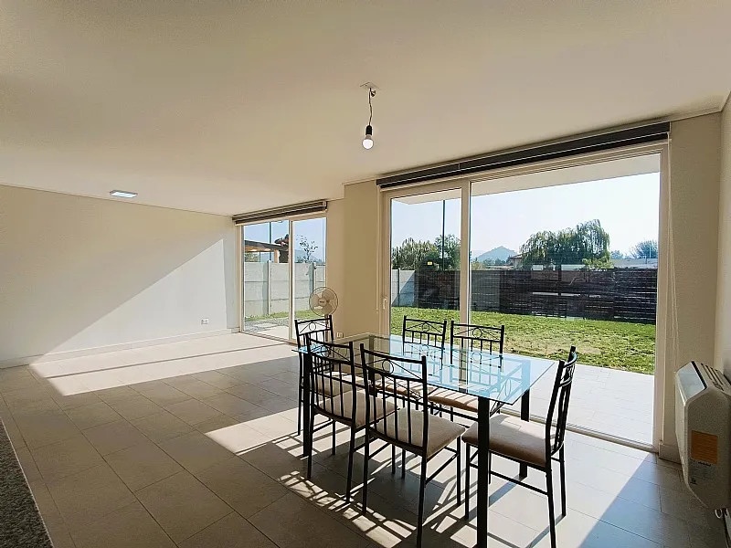 Arriendo Casa Cond. Alto Laguna 3d3b2e1b - Terreno 300 M2 3