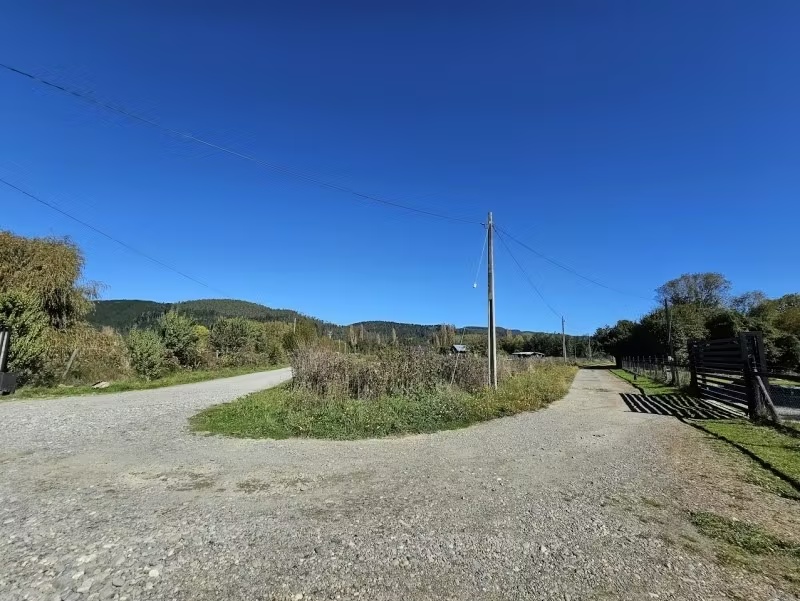 Media hectarea en loteo Isla Huape Arique 3