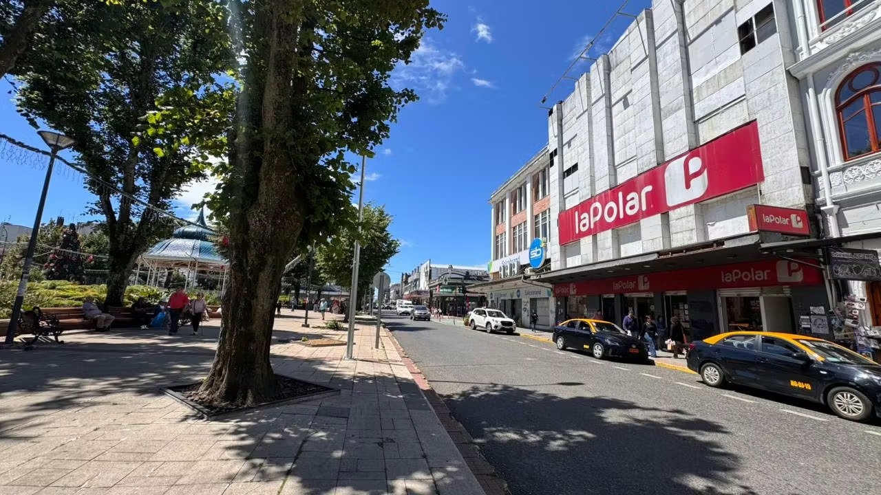 EDIFICIO DE 4 PISOS PLENO CENTRO DE VALDIVIA 3