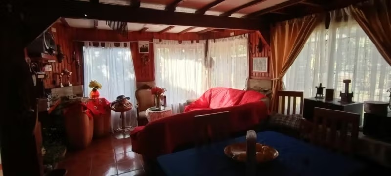 CASA EN VENTA EN MEHUIN CON CABAÑA 4