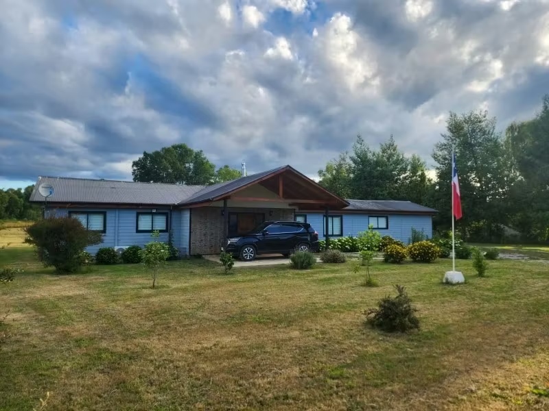 Hermosa y amplia casa en parcela a solo 20 min de Valdivia