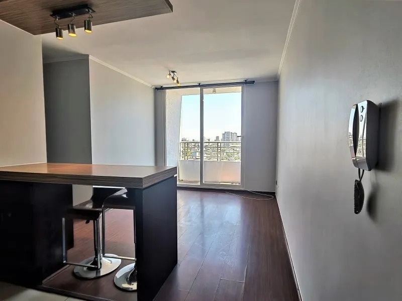 Arrendamos Depto 2d2b1e | Vista Despejada | Metro