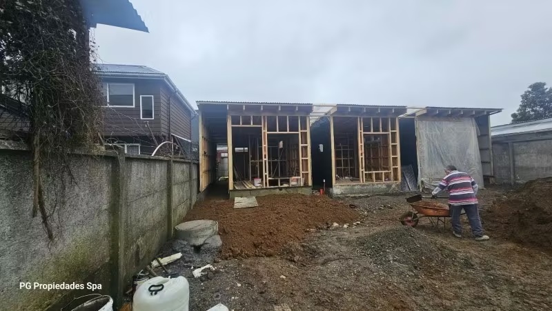 Terreno urbano con cabañas 5