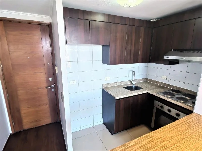 Arrendamos Depto 2d2b1e | Vista Despejada | Metro 4