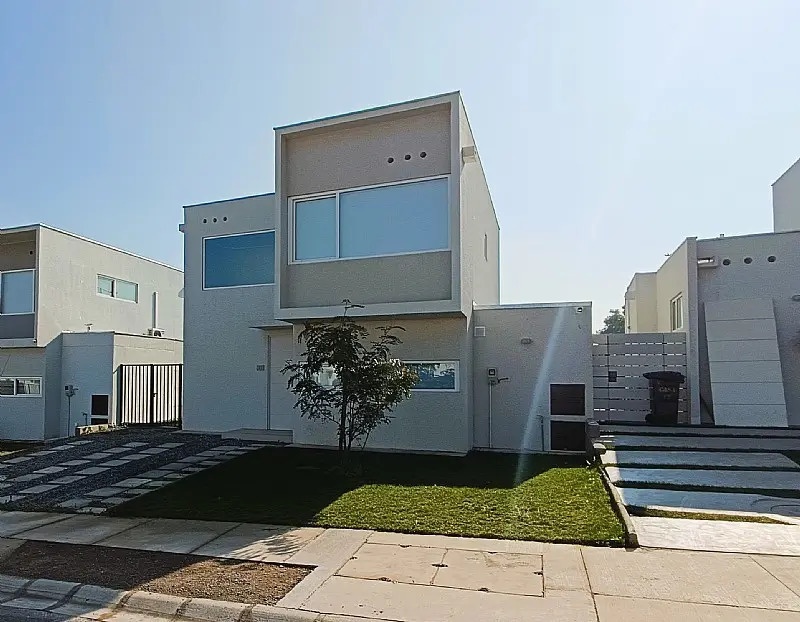 Venta Casa 310 Mts De Terreno Ayres De Chicureo 3d3b2e