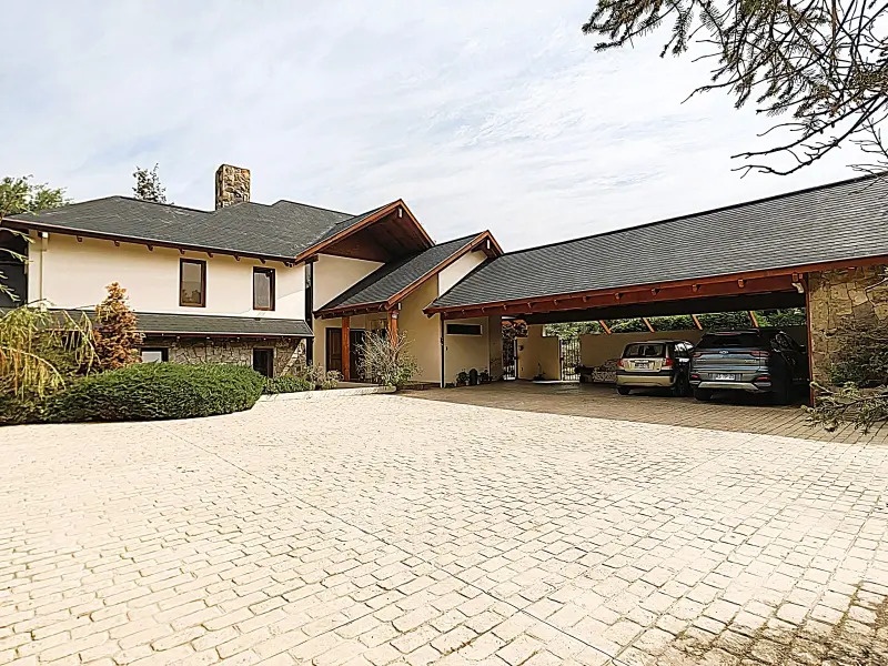 Venta Hermosa Parcela - 6d 4b 4est - Las Brisas Chicureo  2